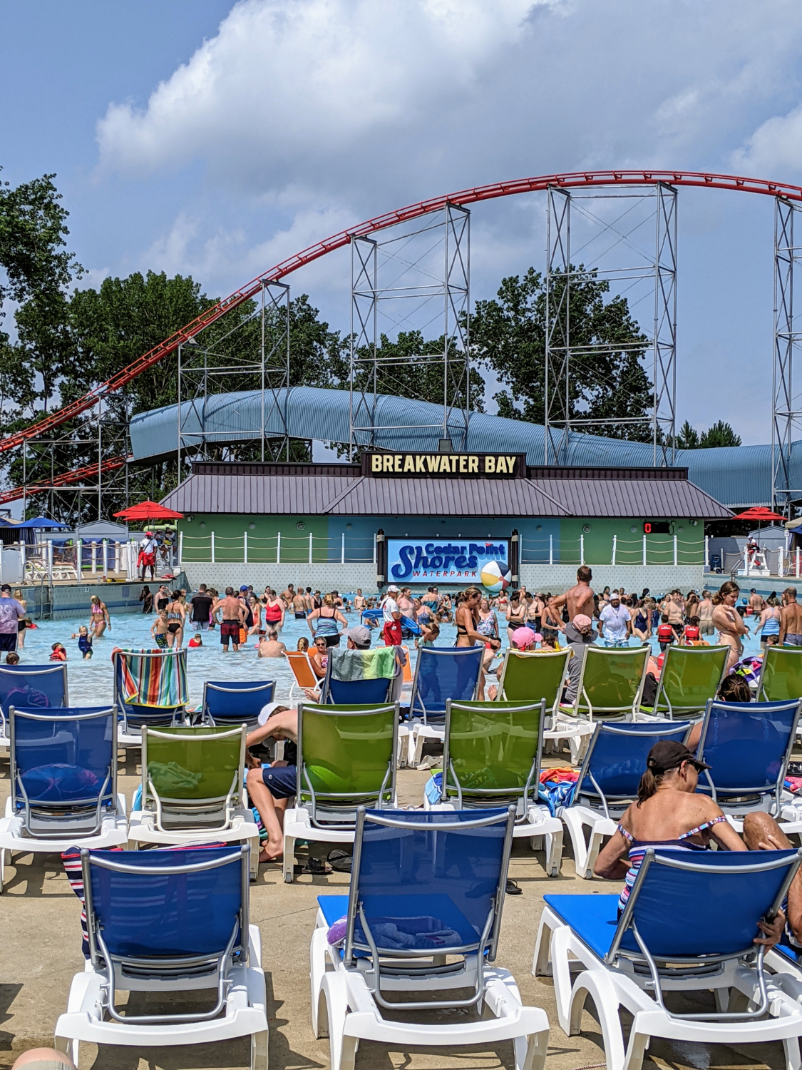 Cedar Point Shores Water Park - Roadtrips & Rollercoasters