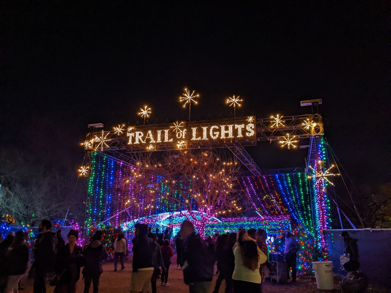 Austin's Trail of Lights - Roadtrips & Rollercoasters
